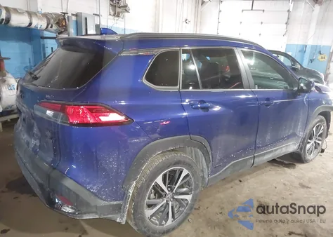 2024 Toyota Corolla Cross Hybrid Xse z USA, uszkodzony, nr VIN 7MUFBABG5RV018241